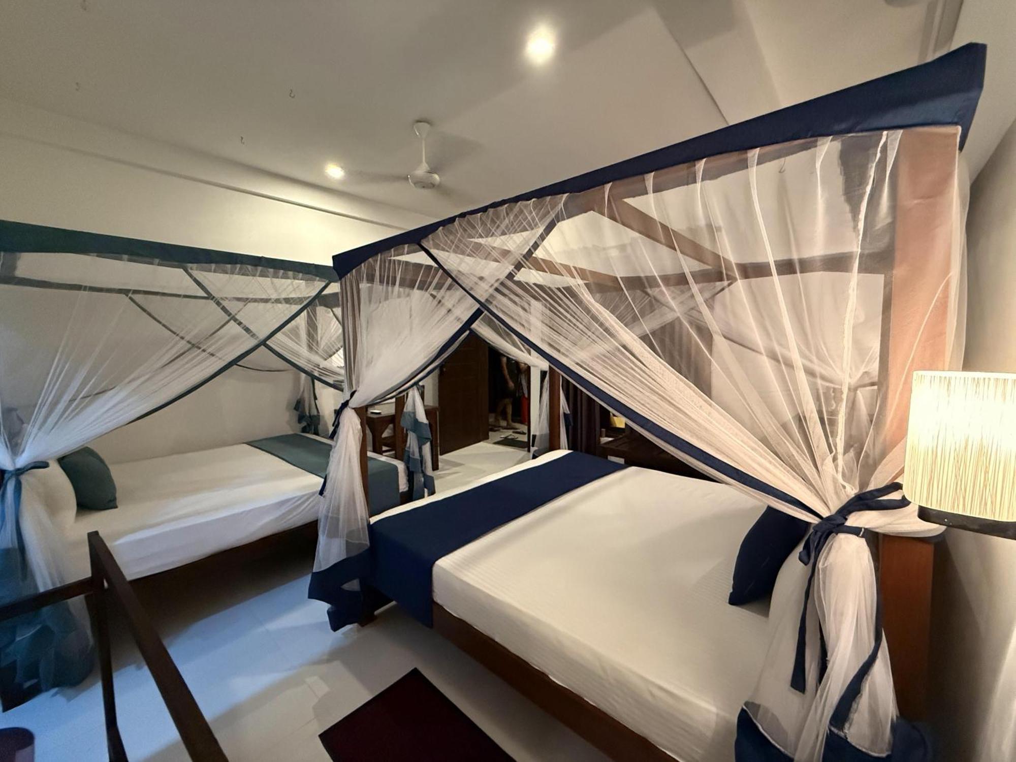 Sea Bay Inn Тангалла Экстерьер фото